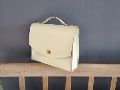 galerie/001 Taschen/006 Kiva/resized/T0224 (2022-11-11) 03_small.jpg